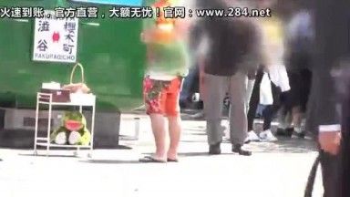 200GANA-2122 マジ軟派、初撮。 1393 猛暑日の渋谷駅前でお菓子を餌にカワイイ女の子が連れました。媚薬効果があるかもしれない面白いお菓子を試しに勧めたら、エッチしたい激熱カラダに変貌！おねだりエッチでクールダウンしましたw