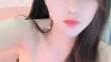 Super hot female anchor has Korean water. Lots of cum