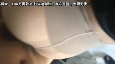 微信约啪音乐学院高颜值气质拜金女