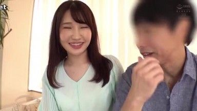 Couple challenge! Eimi Fukada's amazing technique makes her husband cum twice and then her wife gets cuckolded and has raw creampie sex!