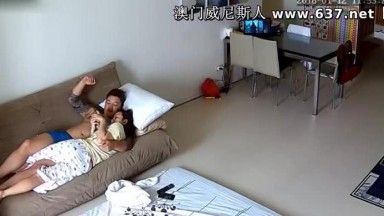 家庭摄像头破解强开TP一纹身哥沙发地上狠插性感骚货女友