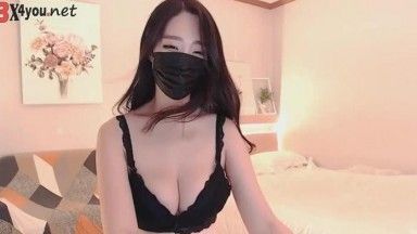 [Korea] The flirtatious anchor strips naked and plays with her pussy~The moans of the innocent sister make me GG ININDER~