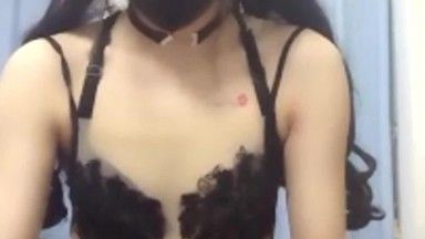 [中文主播外流]身材丰满骚气大奶美女主播沙发上手指扣逼道具抽插自慰大秀呻吟诱惑喜欢不要错过