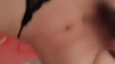 Personal experience of Shenzhen's beautiful busty part-time girl Xiaoxue's selfie leaked. She has sex, oral skills, huge breasts and a very tender pussy. She calls the guest brother-in-law. High-definition 720P version.