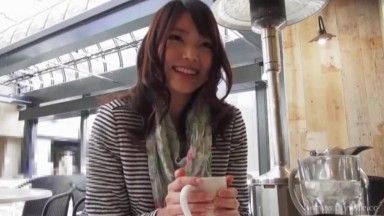 [人妻偷情愿望]超美素人妻系列筱田すみれ年齢：25歳结婚历：半年