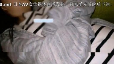 朋友婚礼上认识的气质伴娘 套路迷倒带到酒店抽插内射