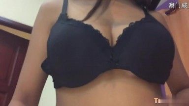 TiTTiPORN – TiTTiPORN Más que un puñado