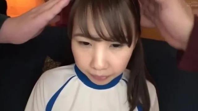 小さくてめちゃめちゃに犯したくなる身体。ぷるんぷるんおっぱいと敏感すぎる絶叫パイパンマ○コ cm ひなた AVデビュー