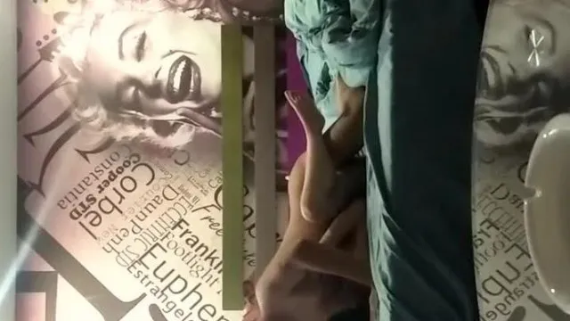 提供性服务给哥洗脑投资把哥当小白1