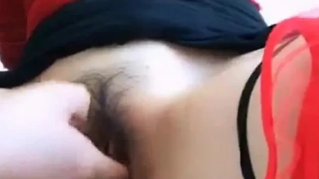 啊轻点，大黑屌粉丝不懂得怜香惜玉各种姿势爆插女神思瑞1
