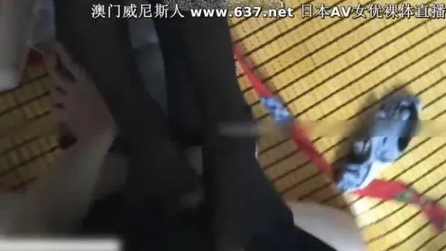 广东小鲜肉大战96年翘臀小网红在家吃外卖干了两天