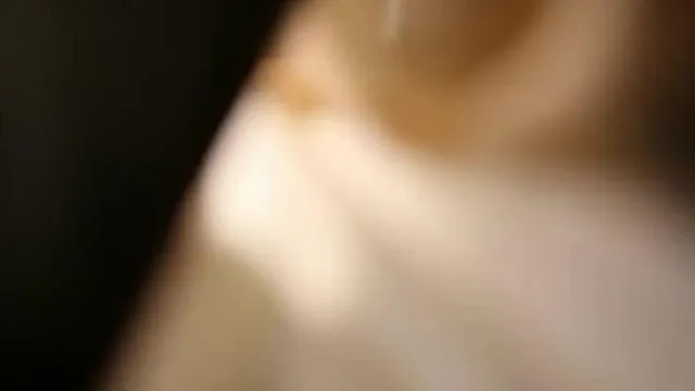 温柔学妹篇-小学妹太嫩不敢使劲操穿着衣服直接无套插嫩穴