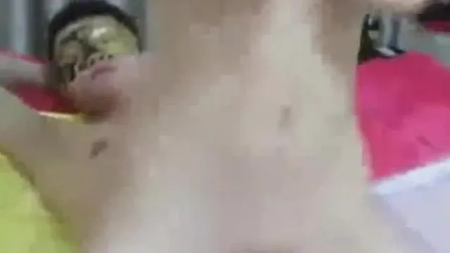 【夫妻逼】夫妻直播全裸自摸诱惑交