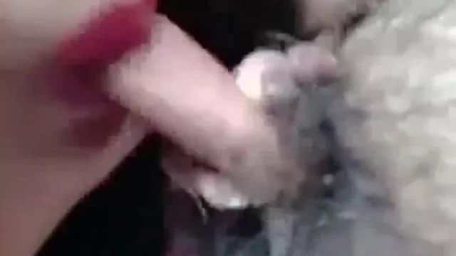 【车震】大白天车内与炮友车震