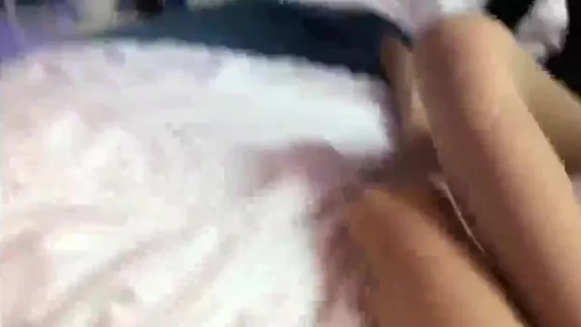 【国产】普通话丝袜控山哥和有点害羞下面一摸就出水的师妹酒店开房720P高清无水