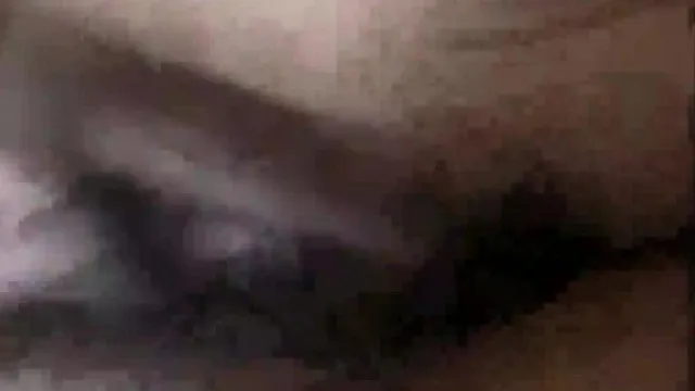 2019二月最新流出果贷视频颜值还不错的张姓妹子自摸抵押视频表情到位