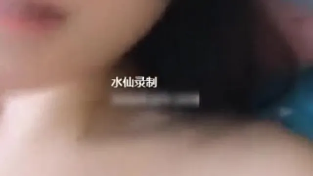 5750-又一个很屌的美女主播一次PK3个肉男嘴上牛逼