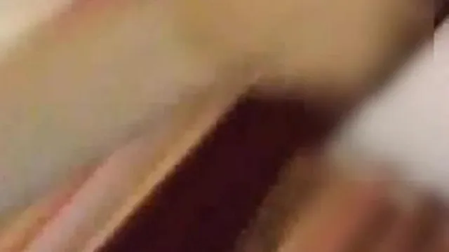 5281-清纯超嫩97后大奶美女主播为求大礼物,被男友