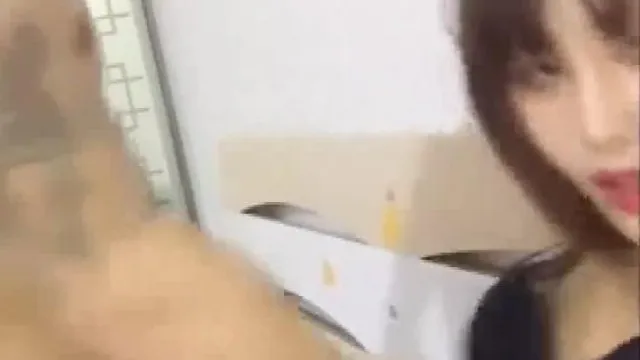 A âncora distraída ~ Tome chá da tarde e faça sexo com seu parceiro sexual