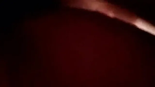 ワイルドなタトゥーと美しい胸を持つセクシーなナースが率先してチンポに乗り、激しく振る