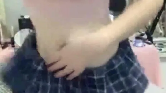 熟女也爱耍可爱情趣装玩跳蛋