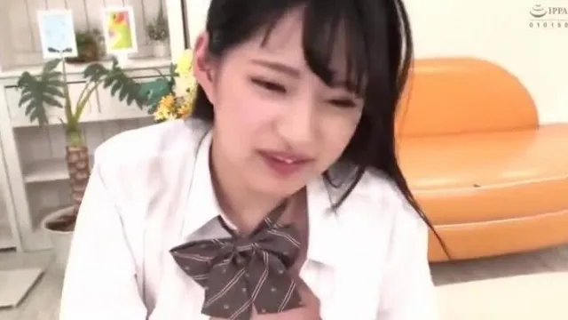 田舎からオープンキャンパスで上京してきた学生さん集合！！お金が無いならAV出演で夢を掴め！初めてのおもちゃプレイに大興奮！勃起チ●コ見せつけ発情！赤面恥じ