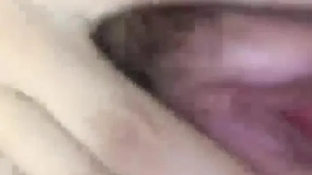 骚气十足又性感的人气美女主播和粉丝网友家中激烈啪啪性感