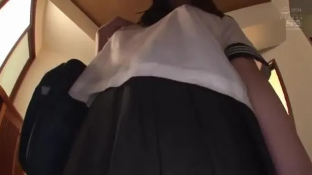 SSNI-467 La vida cotidiana donde las tetas del hijastro de mi esposa me siguen tentando con todas sus fuerzas. Miharu Hasaki