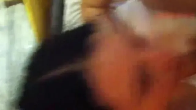 网曝门事件骚到无法形容的人妻徐x馨3男1女4p星级酒店