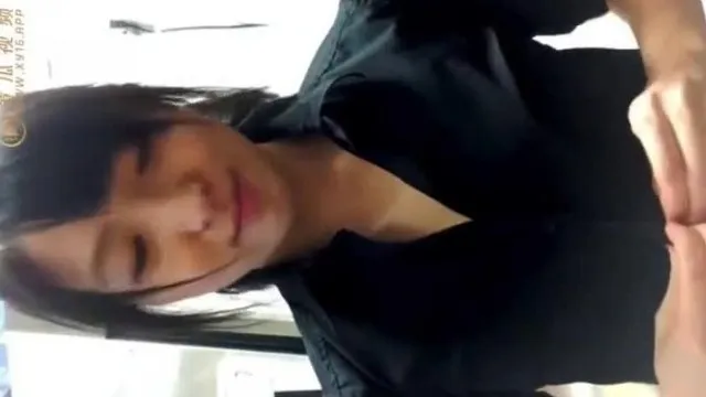 仓储小妹妹又在上班时偷打情色视频零工了