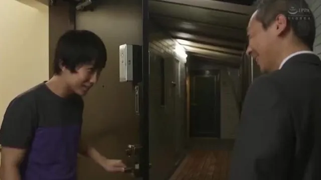 アナタの全てが、欲しいの-。年上の人妻に溺れる、甘噛み性交。 遥あやね