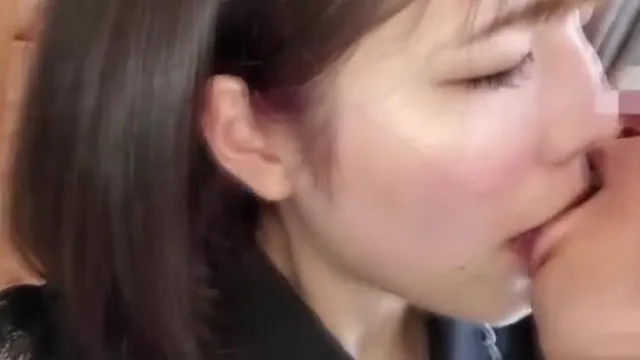 与害羞的超苗条游戏解说妹温泉之旅连续中出②