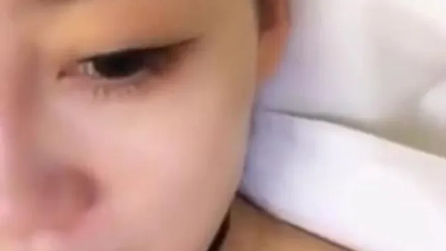 高颜值美女直播洗干净到床上揉奶掰逼挑逗 逼洞好深阴毛厚重清晰对白