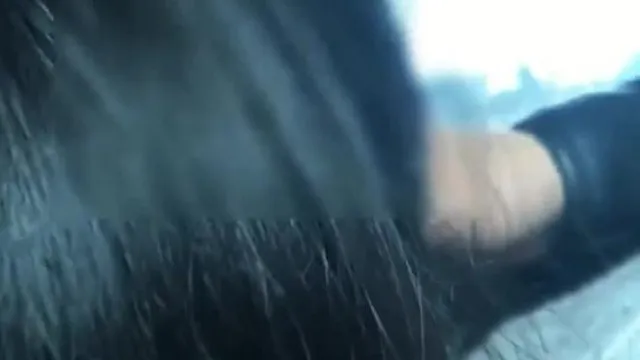 被调教服服帖帖的小骚货车内毒龙口活按着脑袋把嘴当逼洞快速猛插穿上遥控自慰内裤逛商场