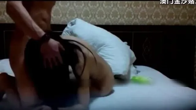 賓館與小情人提前過情人節邊玩邊拍最後內射