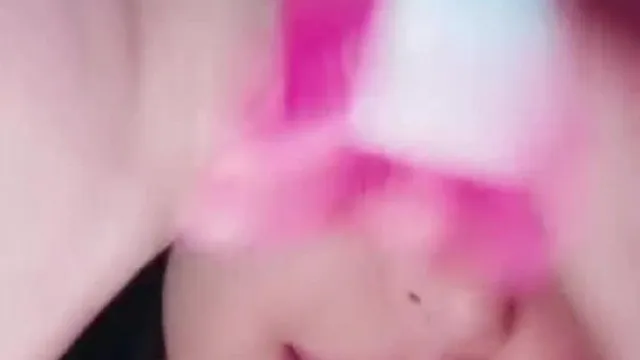 姐妹俩一起玩直播从浴室玩到卧室这家男人真爽精彩刺激听口音是南方人