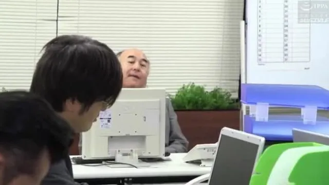 あなたの嫌いなあの人と‥～下衆な夫の上司に中出しされた
