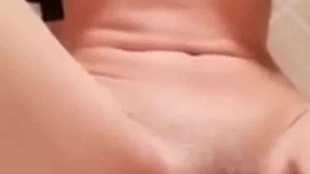 [Doméstico] A versão definitiva do membro Wan Gujiang da deusa de seios grandes brinca no banheiro com seios grandes e redondos e ondas - j8 falso se insere no buraco e grita de orgasmo - a primeira aparição perfeita da deusa com boa aparência