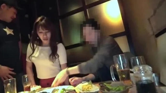 中出し4回＋顔射1回＋潮吹き5回！主婦合コンにやって来