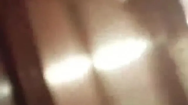 和老铁在泰国豪华国际休闲会所找两极品爆乳妞4P激情操高