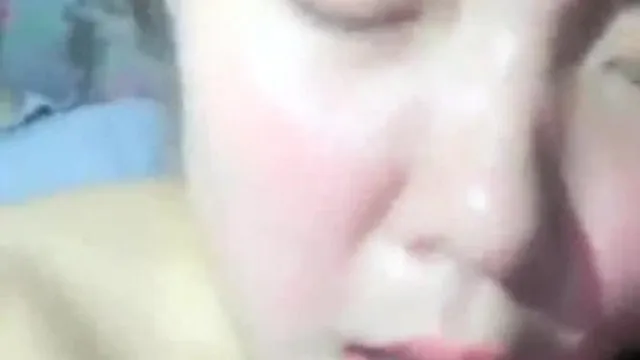 长相甜美萌妹子性感黑丝双人啪啪秀炮友直接猛干上位骑乘诱