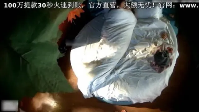 年轻大学生情侣周末校外开房啪啪啪外表清纯可爱白嫩美女吃