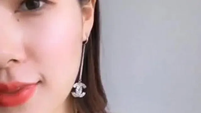 撸管推荐女神思瑞性感黑色蕾丝情趣大尺度与狼友互动对白清