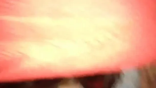 手机自拍包皮哥恶搞喝高了熟睡的表妹女同事请她大鸡巴吞精