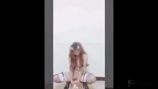 A versão internacional da celebridade Douyin Ai Lulu ~ 22 selfies apaixonadas de strip-tease e dança nua vazaram Eu só quero compartilhar minha boa figura com todos ~