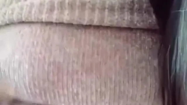 Hermano, ¿quieres beber leche fresca ~ Tengo mucha leche? La pantalla con pechos grandes y rubios está casi llena ~