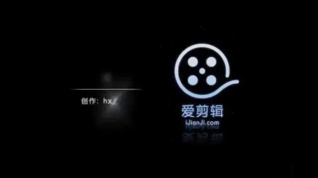 [学生妹系列] 情侣出租房啪啪~才刚成年的漂亮妹子很骚~屁股肥大吃屌的样子很销魂~