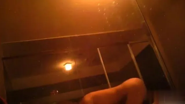 [圣诞佳节必看佳作!] 细腰大胸的美女一起疯整晚! 让人惊讶的完美身材保证精彩!