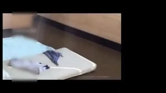 巨乳媽媽阿曼達偷情還帶孩子 不斷淫語還分泌了乳汁..