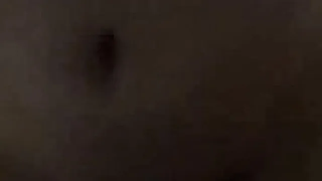 最近很夯的新裸条!! 正妹用鲜嫩桐体视频做抵押!!肉体做爱偿还(25)